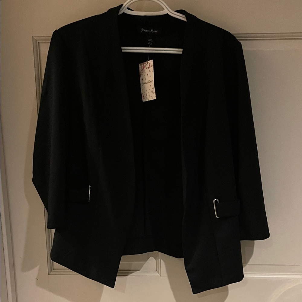 Jenna Rose Black Open-Front Blazer with Buckle Detail Large pit to pit 19”